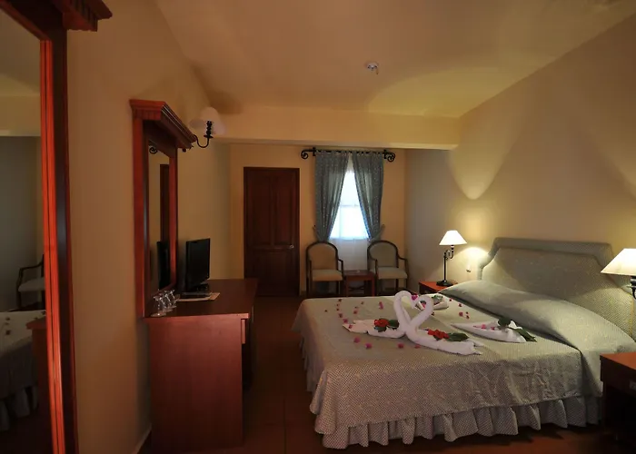 Отель Club Meri Fethiye 3*